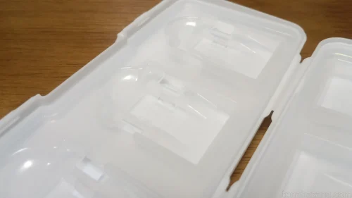 L-8826のカード収納部