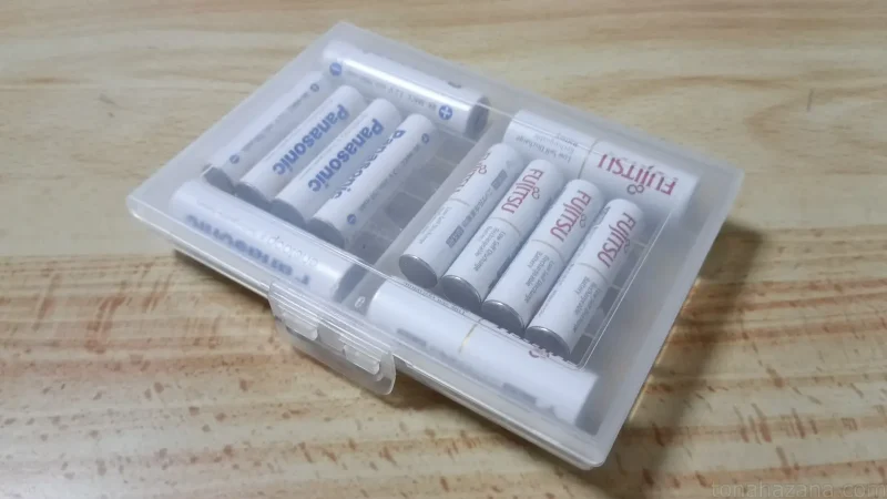 電池を収納したDG-BT5C