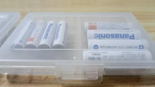 蓋を締めた状態のDG-BT5C